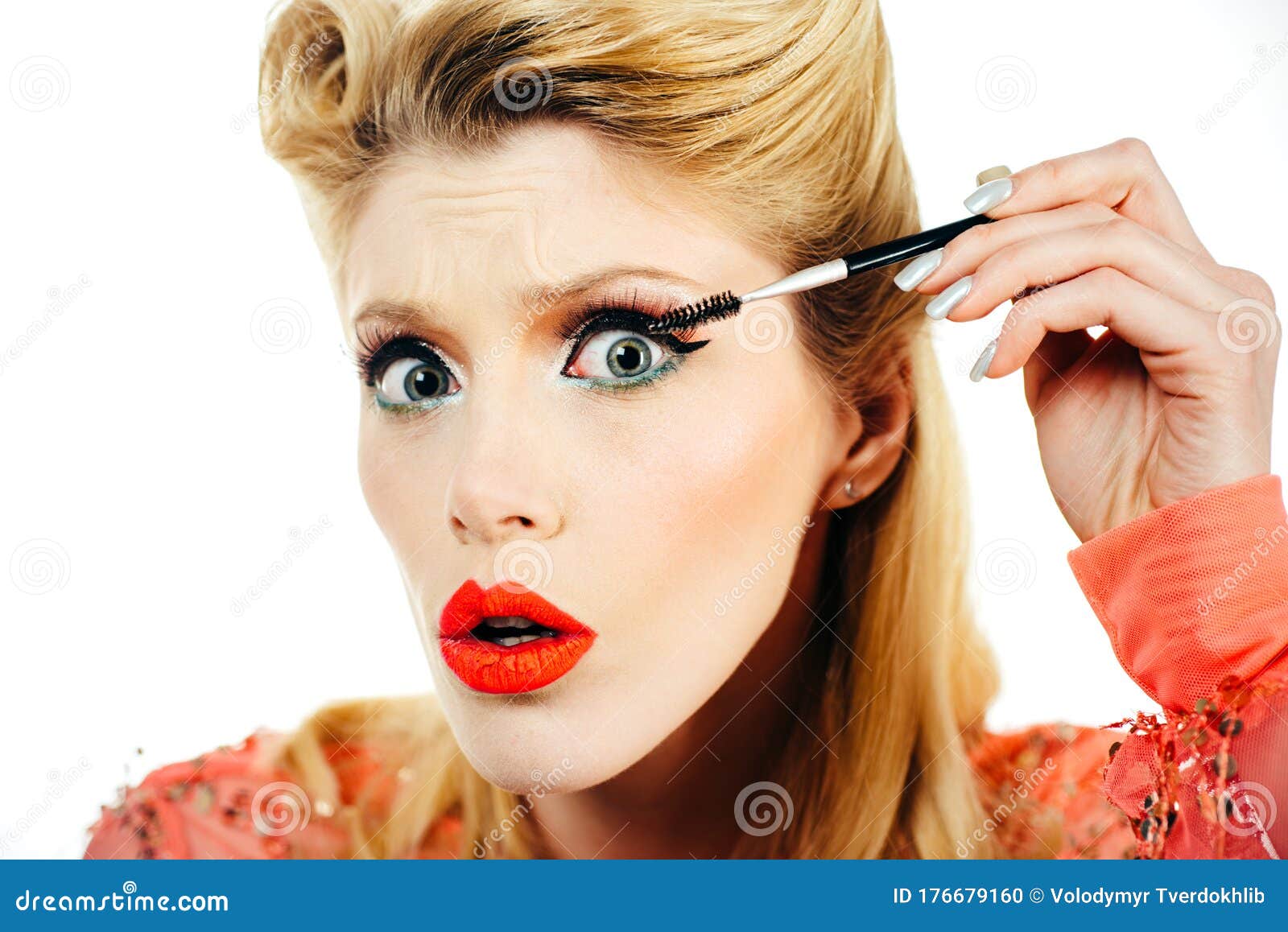 eyebrows concept. retro natural eyebrows and eyelashes