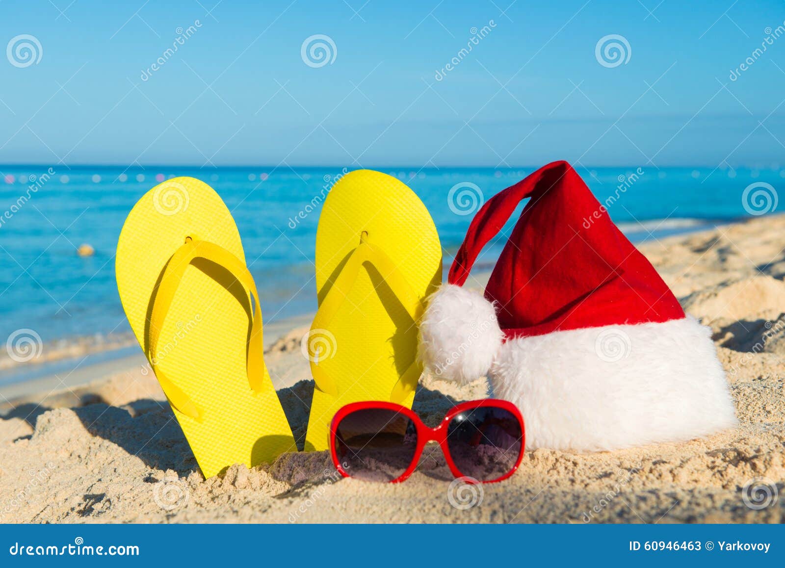 Férias Do Natal No Mar Feriados Do Ano Novo Feliz Imagem de Stock - Imagem de litoral, divertimento: 60946463 Férias Do Natal No Mar Feriados Do Ano Novo Feliz Imagem de Stock - Imagem de litoral, divertimento: 60946463