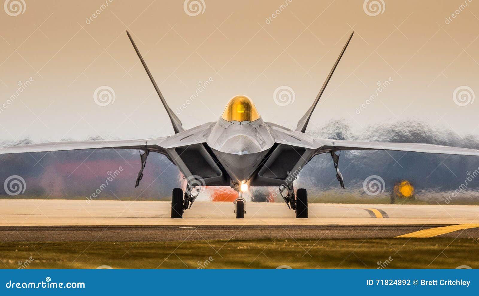 f22 fighter jet