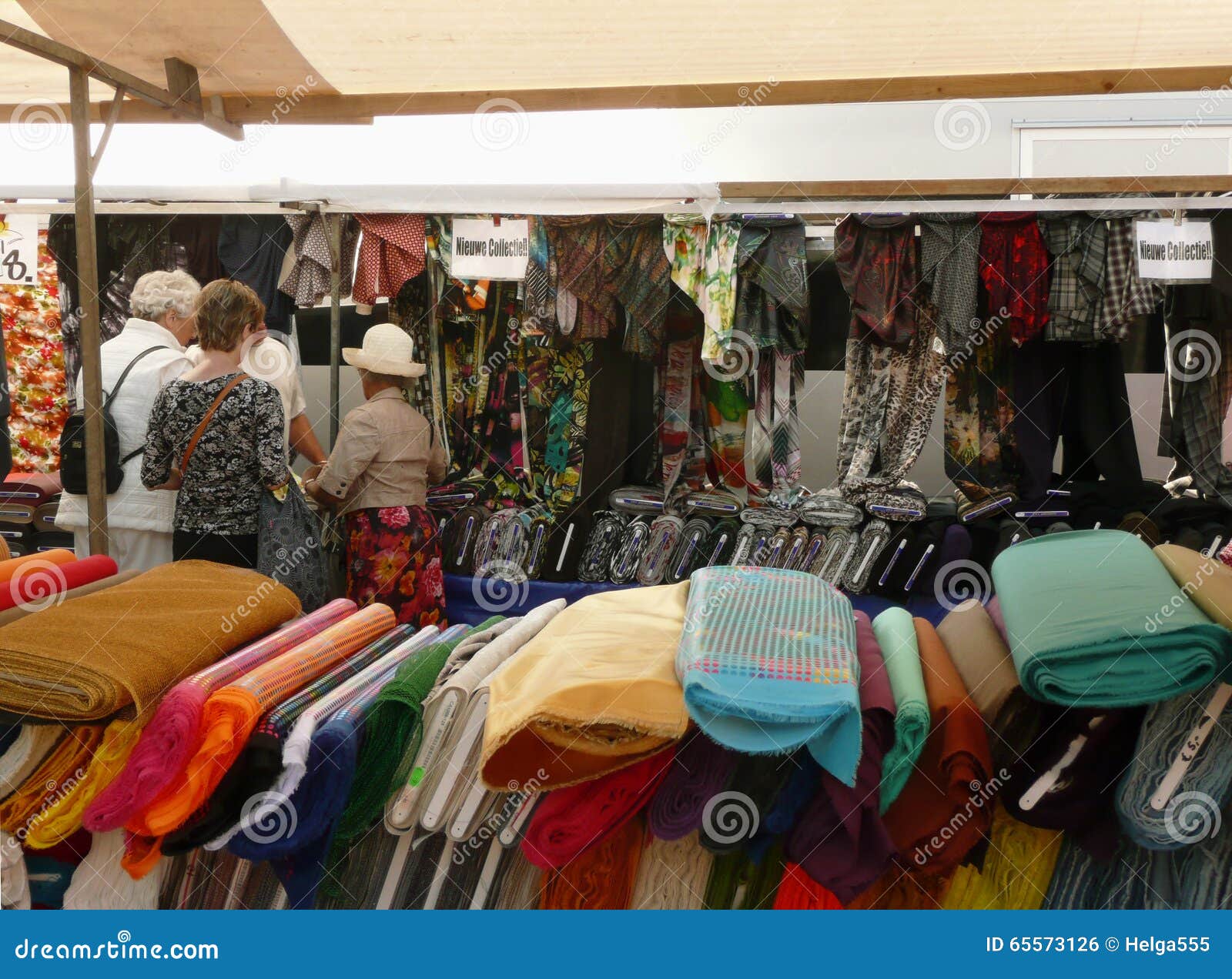 Fabrics market editorial photo. Image of sell, women 65573126