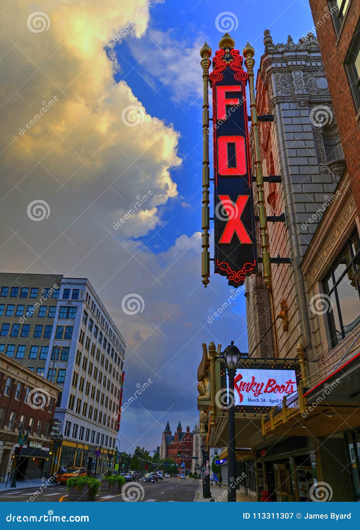 Fabulous Fox Theatre In St. Louis Editorial Photography - Image of entertainment, centre: 113311307