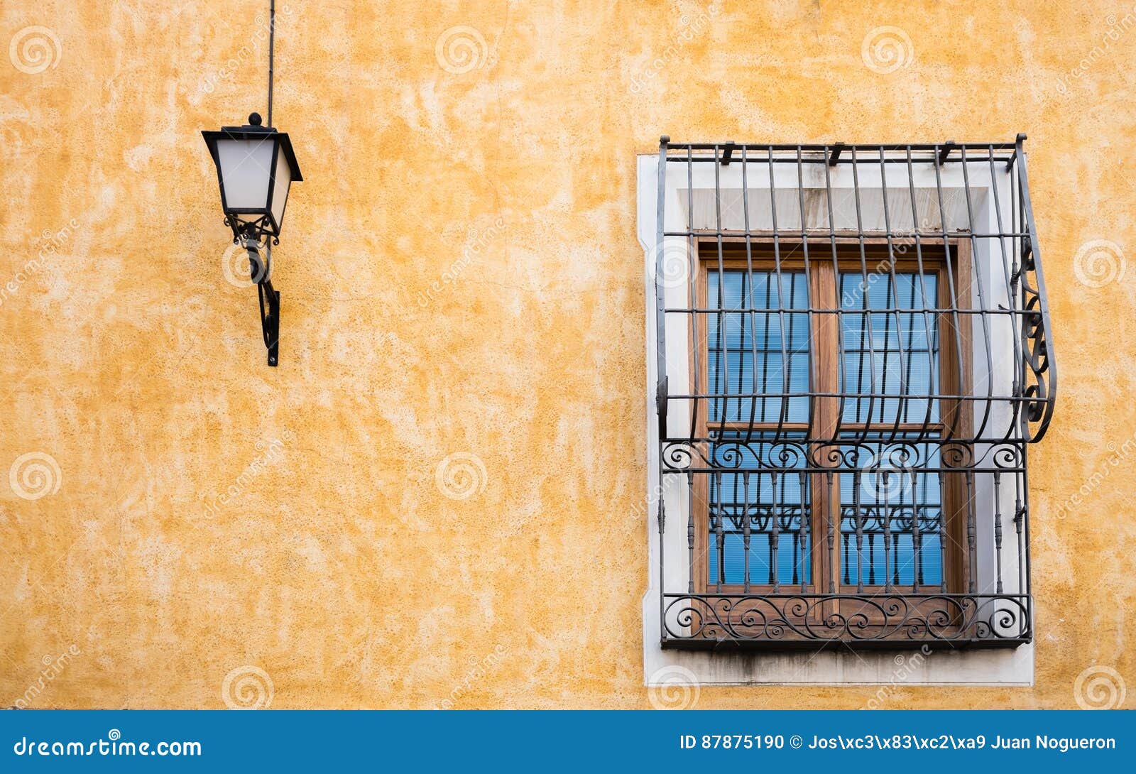 facade of old house ii