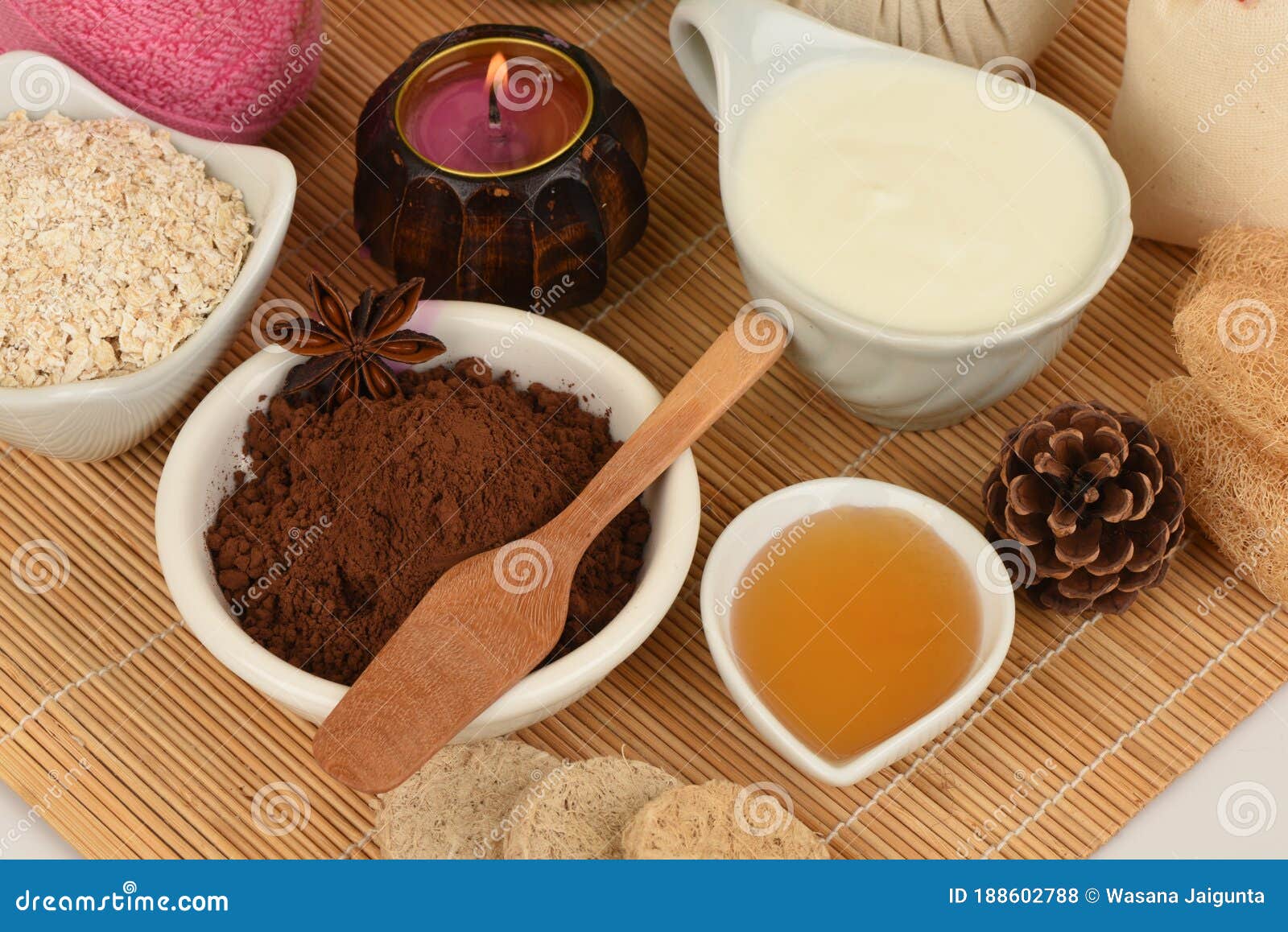 Download 434 Oatmeal Honey Mask Photos Free Royalty Free Stock Photos From Dreamstime PSD Mockup Templates