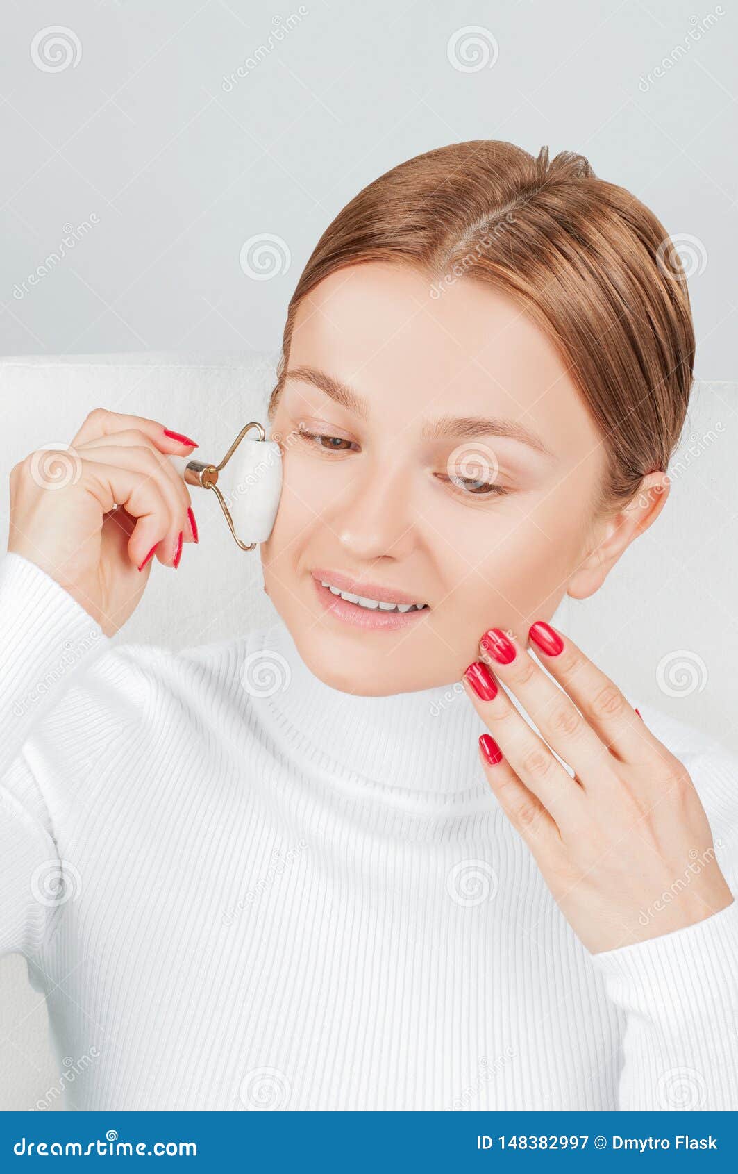 Face Massage Beautiful Woman Getting Massage Cheek Using Roller Massage Stock Image Image Of