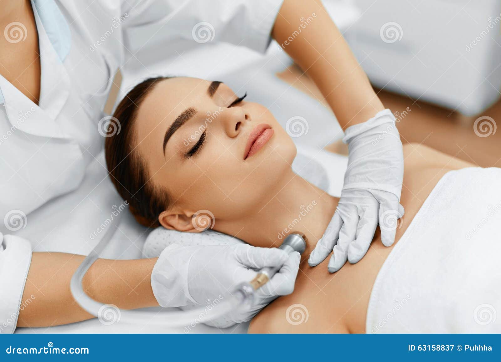 Moms anal doctor Tubearound mean handjob