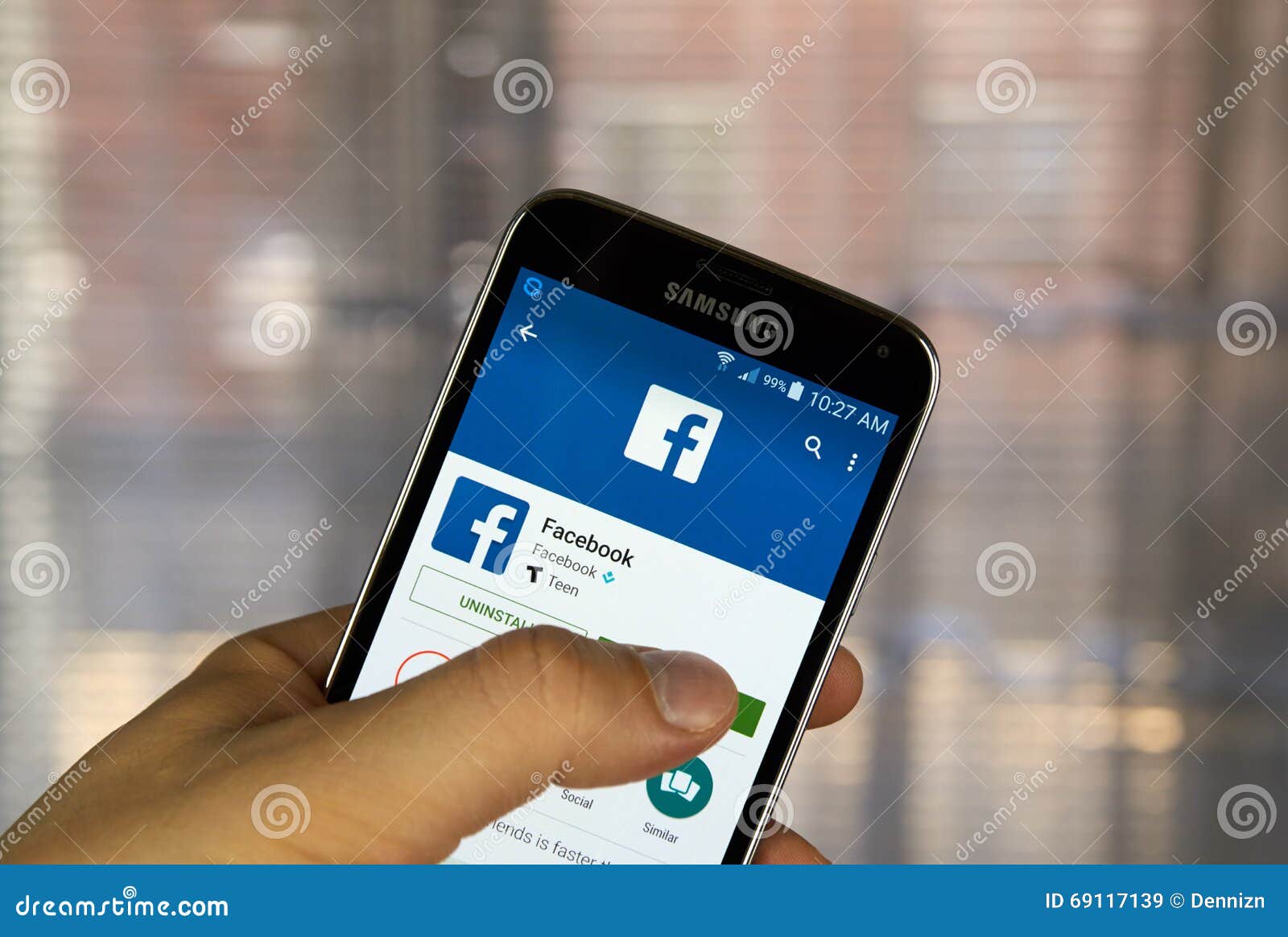 Facebook Application On Android Smartphone Editorial Stock Image