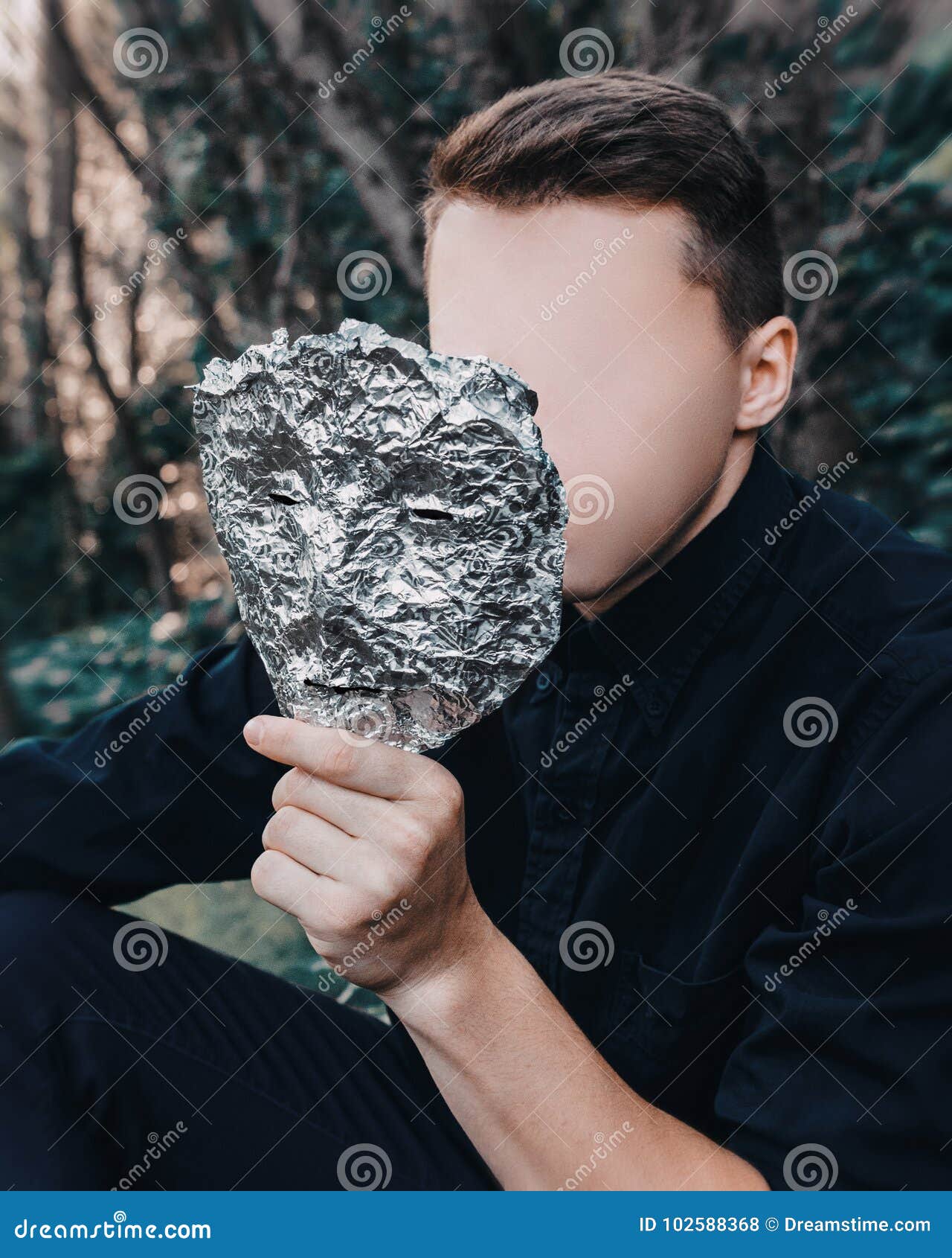 faceless person faceless person