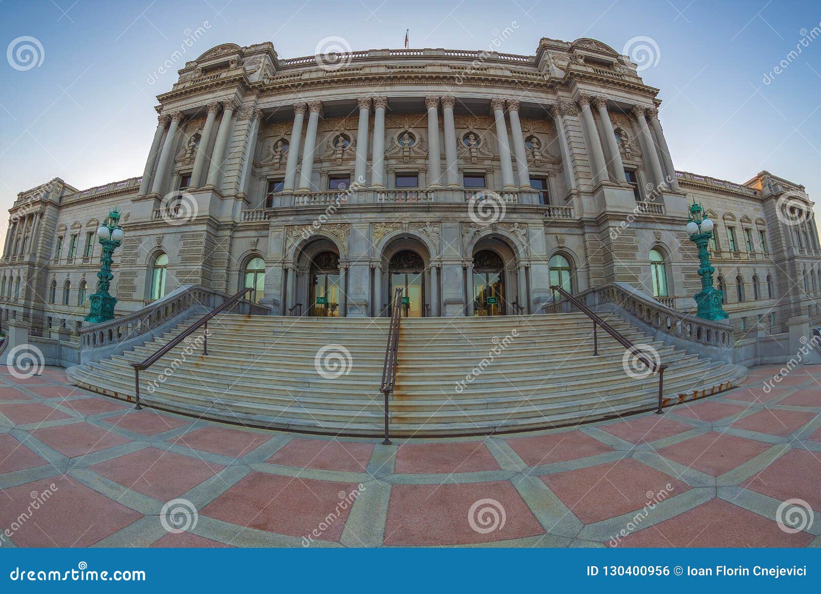 Fachada de la Biblioteca del Congreso Thomas Jefferson Building