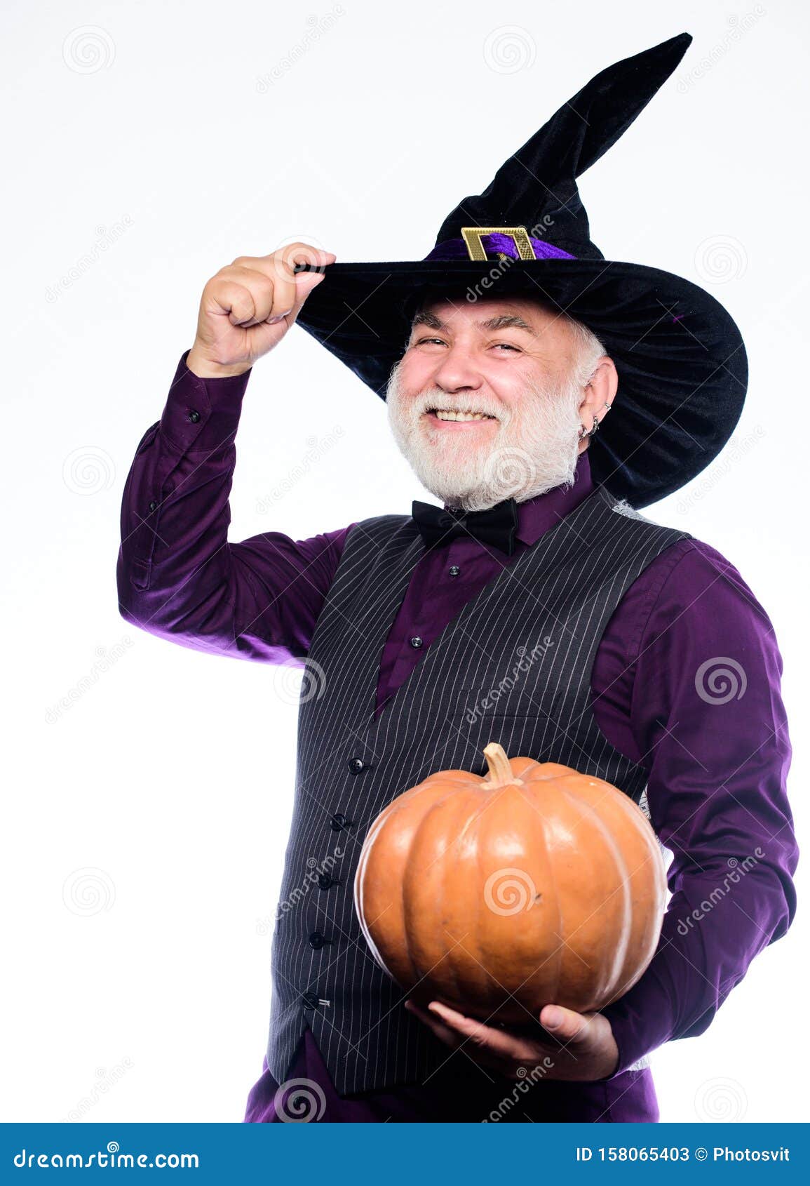 Faire Du Jack O Lanterne. Magicien Adulte En Chapeau De SorciÃ¨re. Homme  Barbu PrÃªt Pour La FÃªte D'halloween. Magicien Malveilla Image stock -  Image du décoration, vacances: 158065403