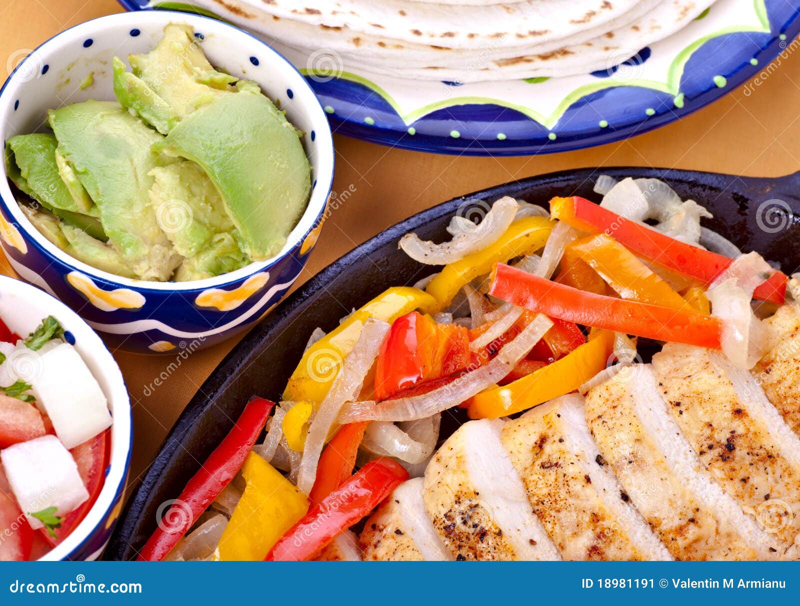 Fajitas de TexMex imagen de archivo. Imagen de pimientas 18981191