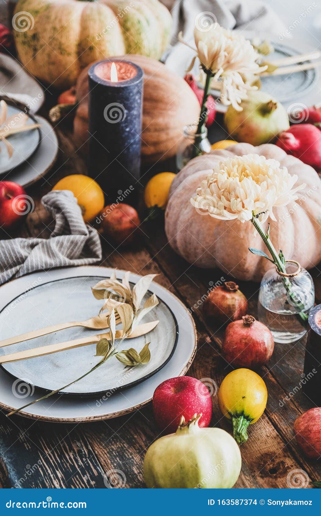 Fall Table Setting for Thanksgiving Day Family Dinner Stock Photo ...