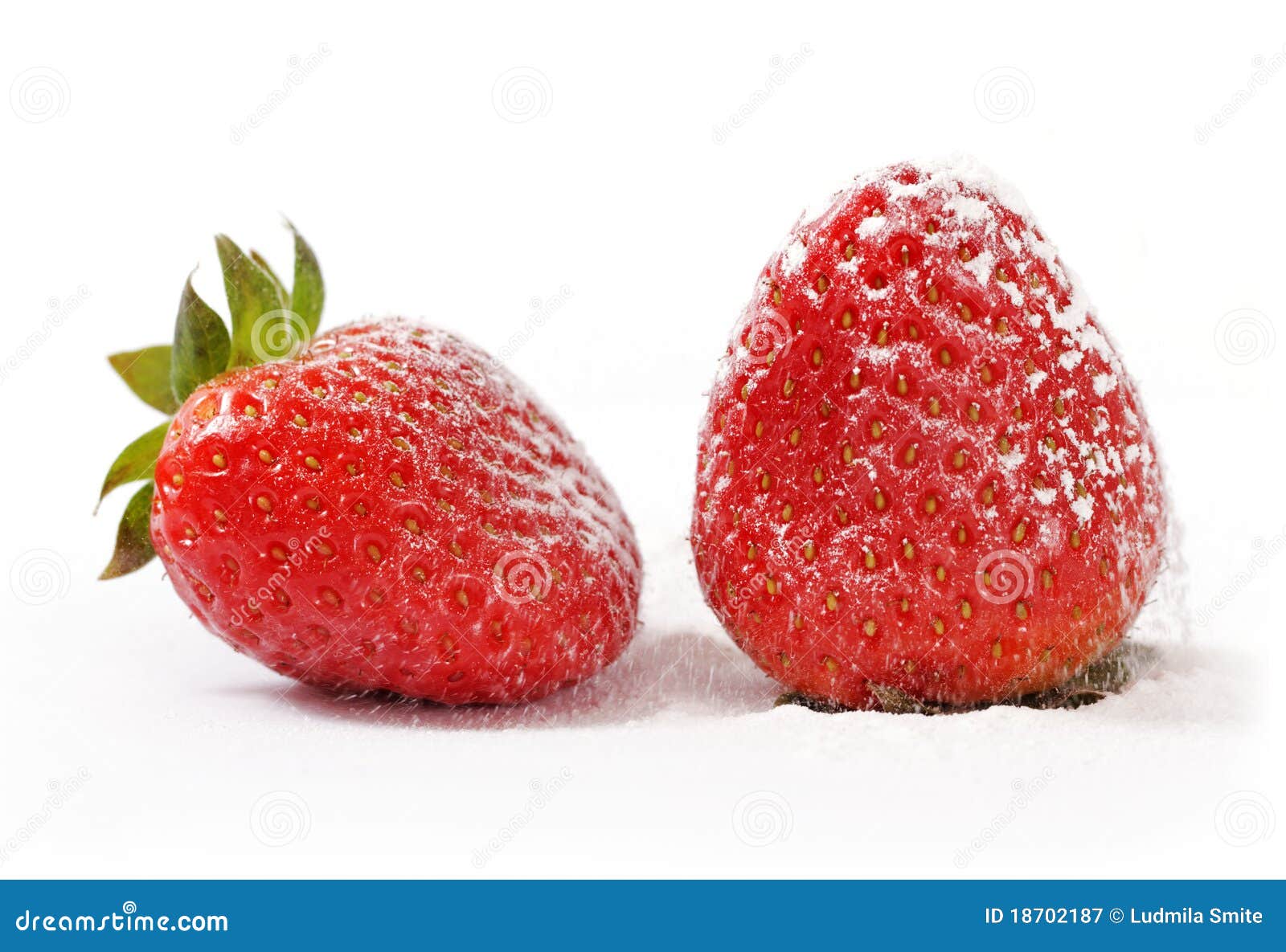Falling Powder and Strawberries. Stock Image Image of sugar, nature 18702187