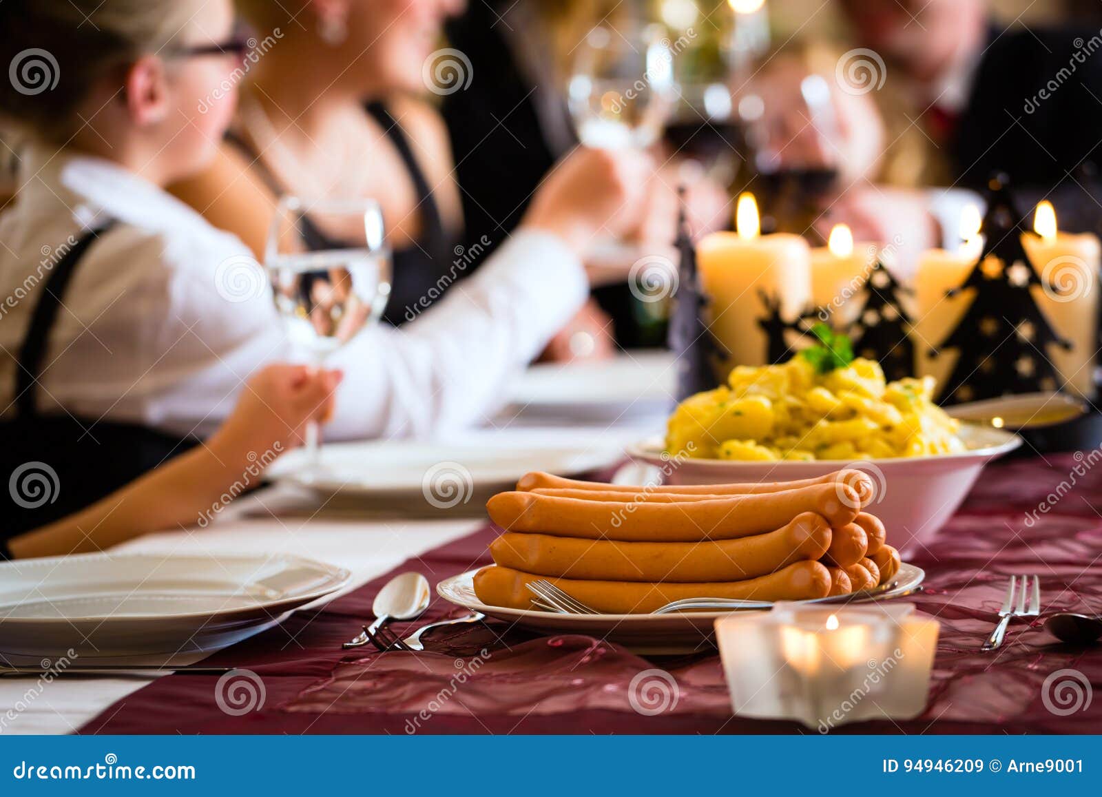 German Christmas Eve Dinner / 12 Christmas Dishes In Traditional