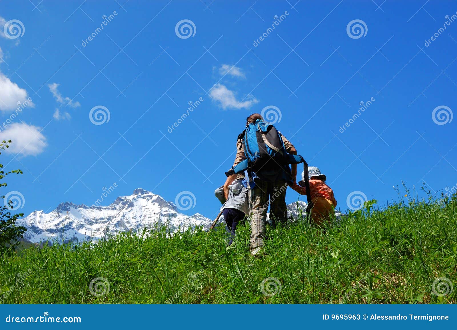 family trekking