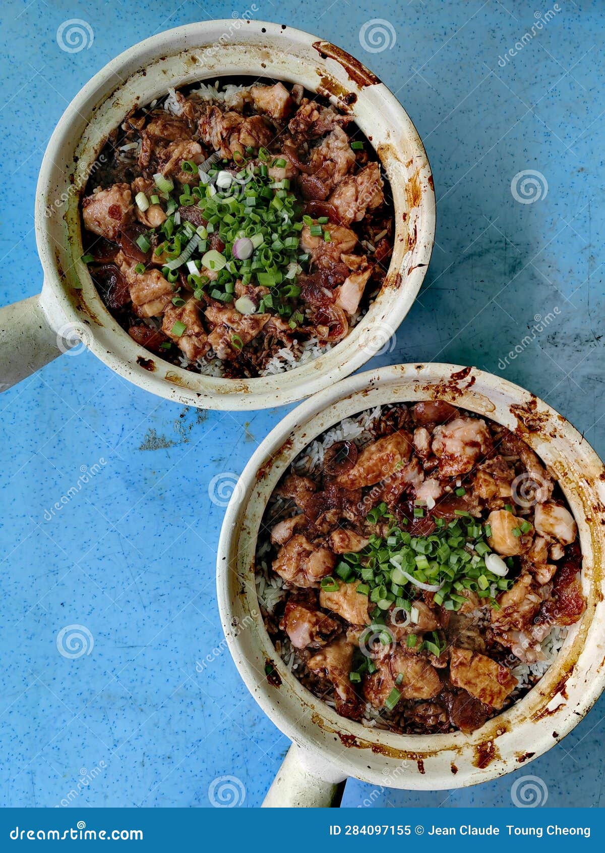 Famous Chicken Claypot Rice with Sausage in Chinatown Kuala Lumpur ...