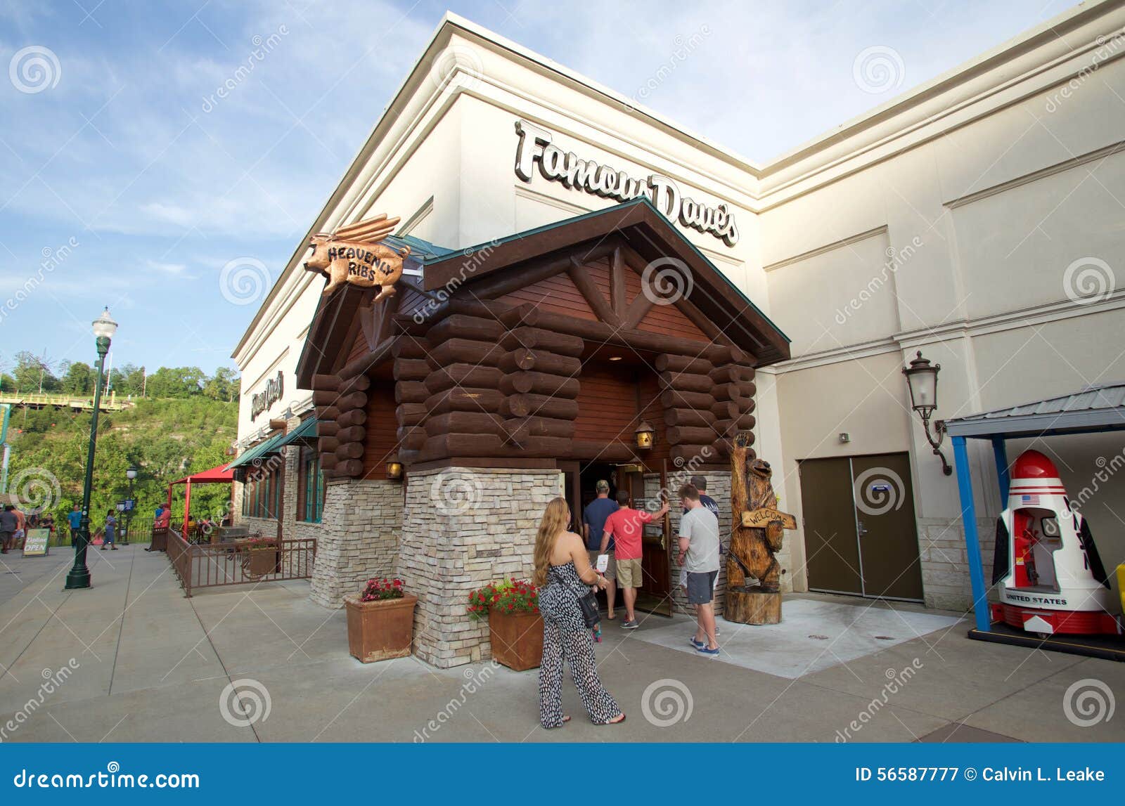 Branson v shop hi-res stock photography and images - Alamy