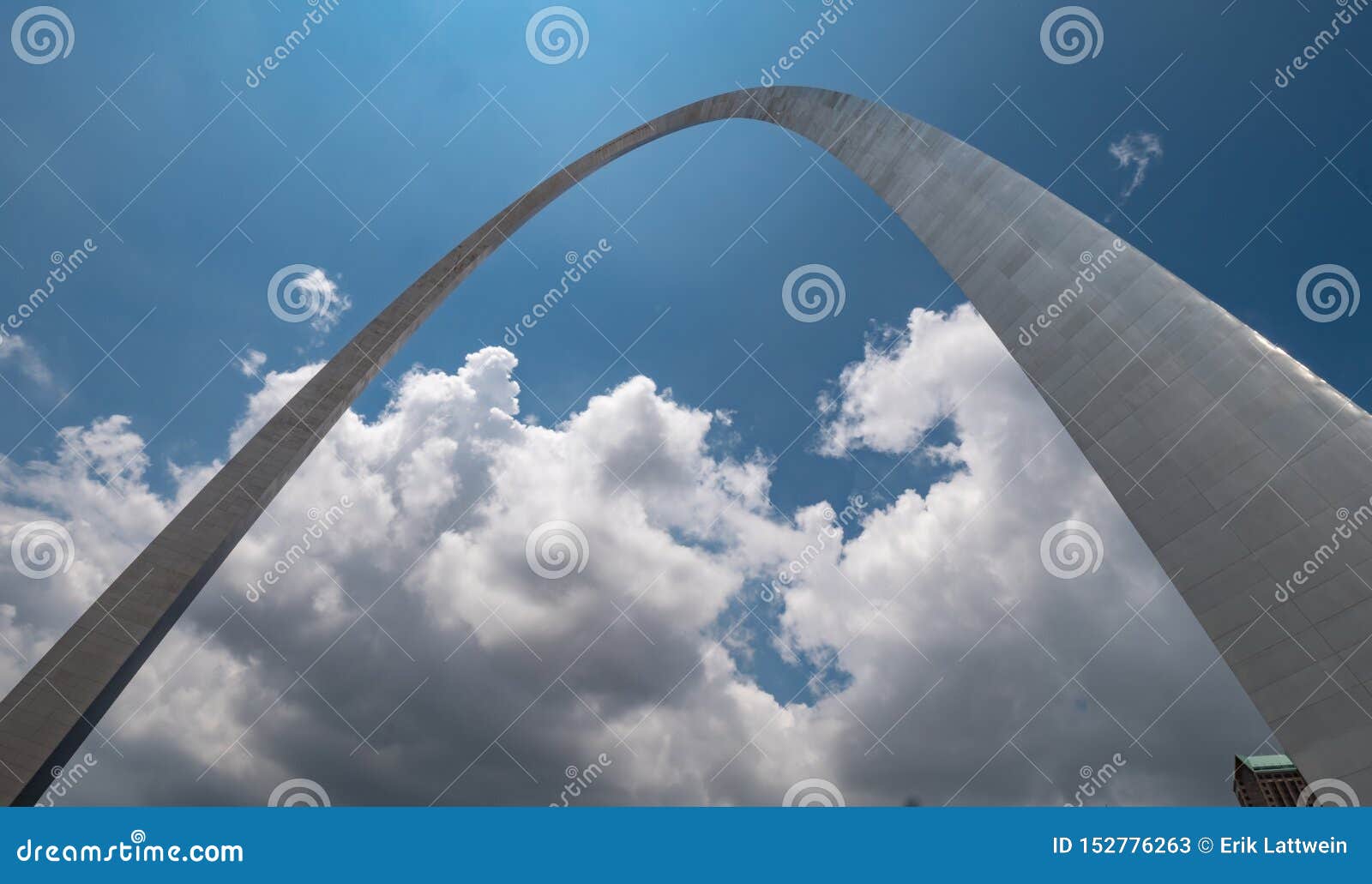 Famous Gateway Arch In St. Louis - ST. LOUIS, USA - JUNE 19, 2019 Editorial Stock Photo - Image ...