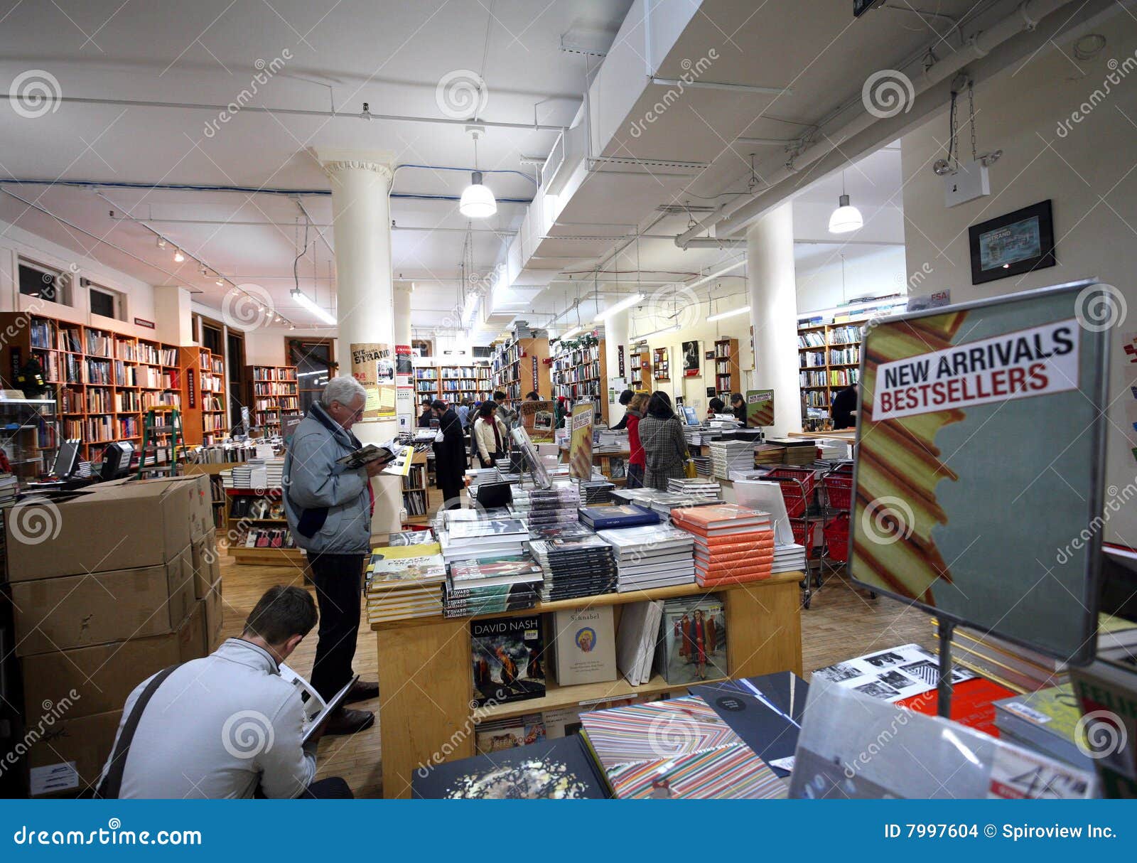 Famous Manhattan Bookstore editorial stock image. Image of tourist