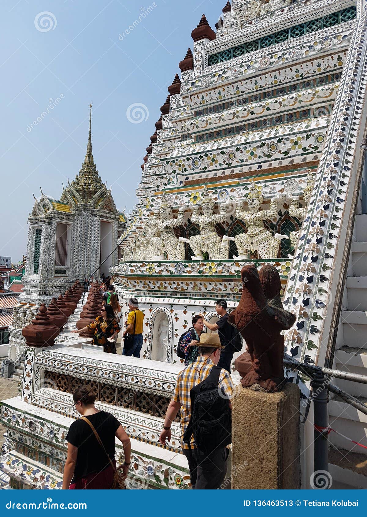 Famous Temple Of Wat Arun In Bangkok Decorated With Porcelain And Images, Photos, Reviews