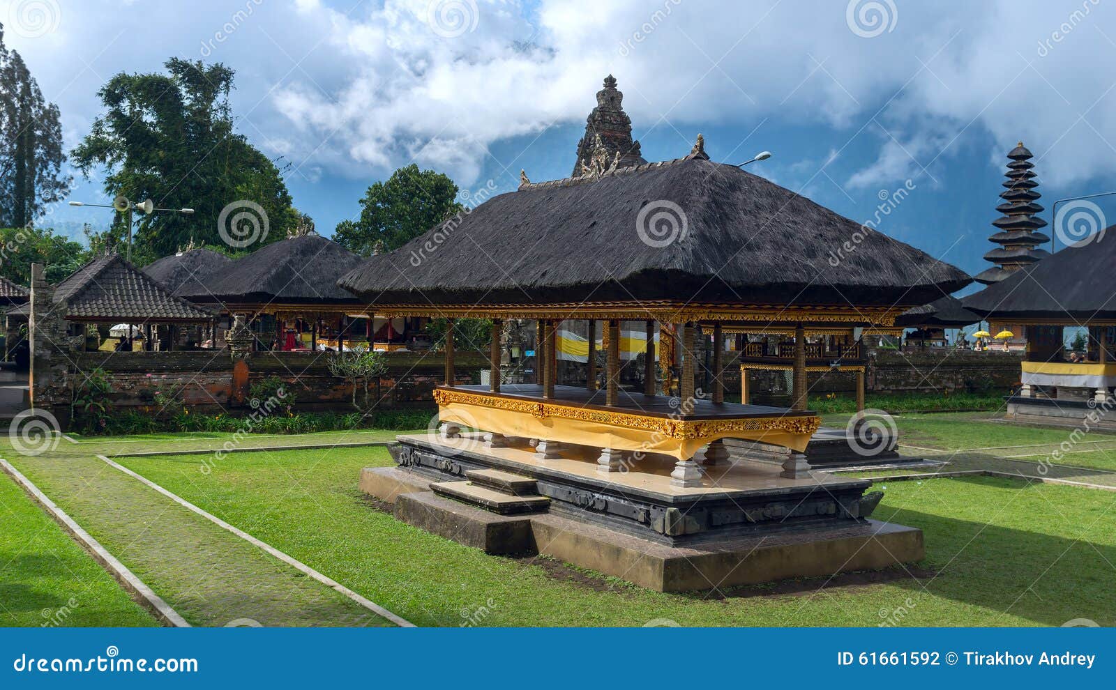 famouse temple in bali