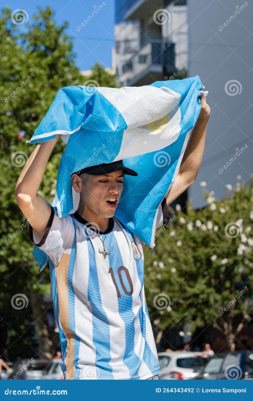 Agostina Alonso of Argentina celebrates with teammates after