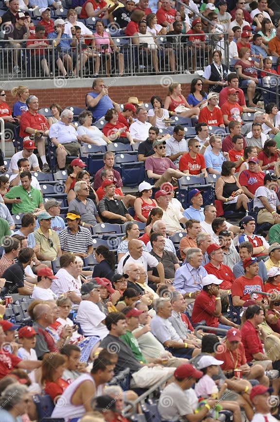 Fans at a baseball game editorial photography. Image of fans 15190032