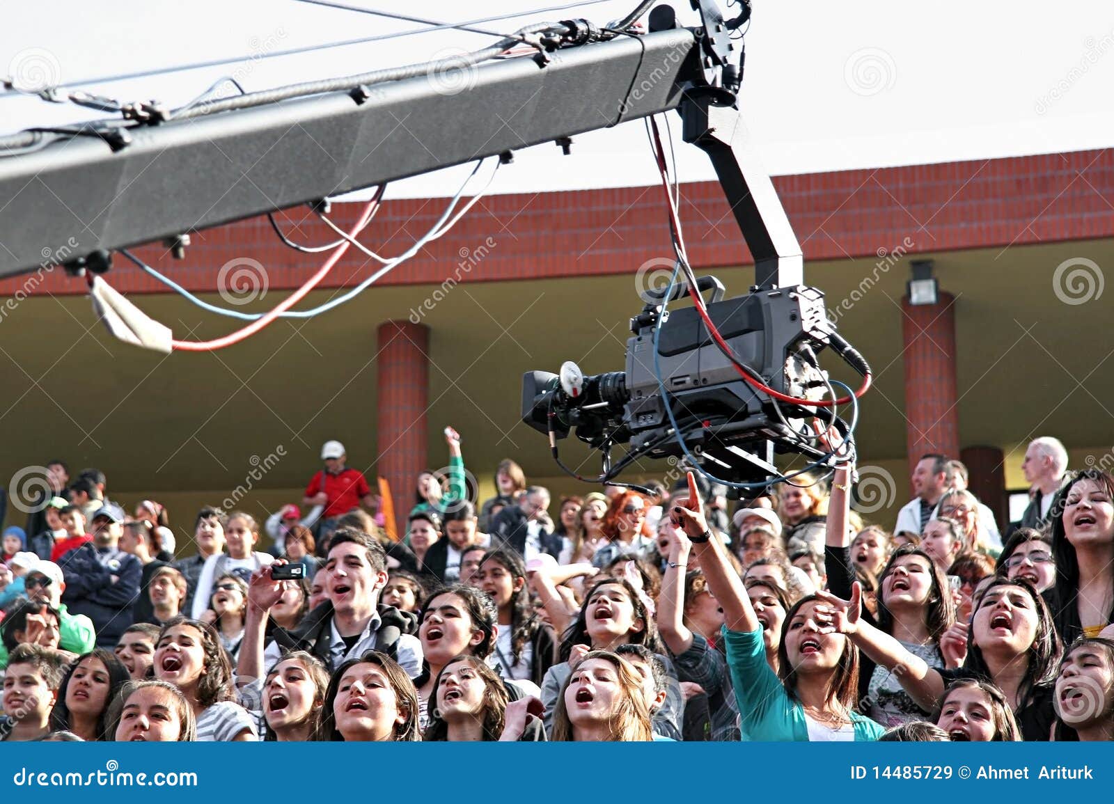 Fans on the Live Performance Editorial Stock Image Image of rock, camera 14485729