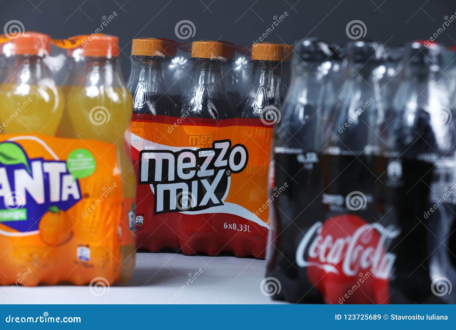 Fanta, Cola, Sprite and Mezzo Mix Packs of Drinks Editorial Stock Image -  Image of outdoors, 330ml: 123725689
