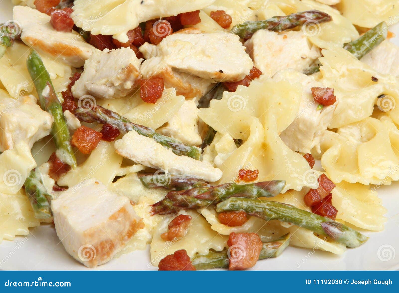 Farfalle Pasta with Chicken & Asparagus Stock Photo Image of cream, macro 11192030