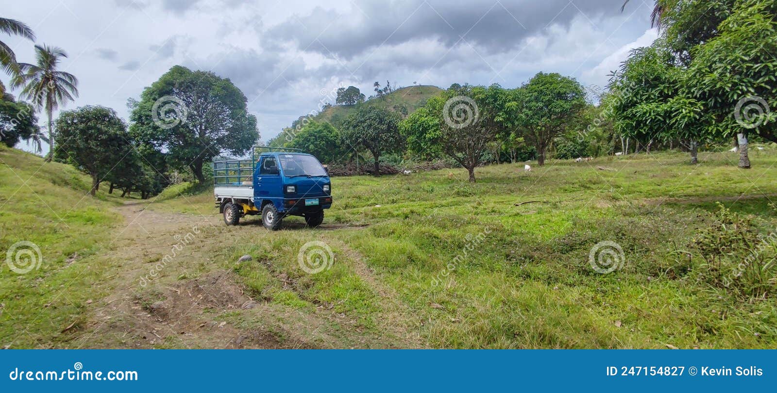Farm Land in the Philippines & Vehicle Editorial Photography Image of