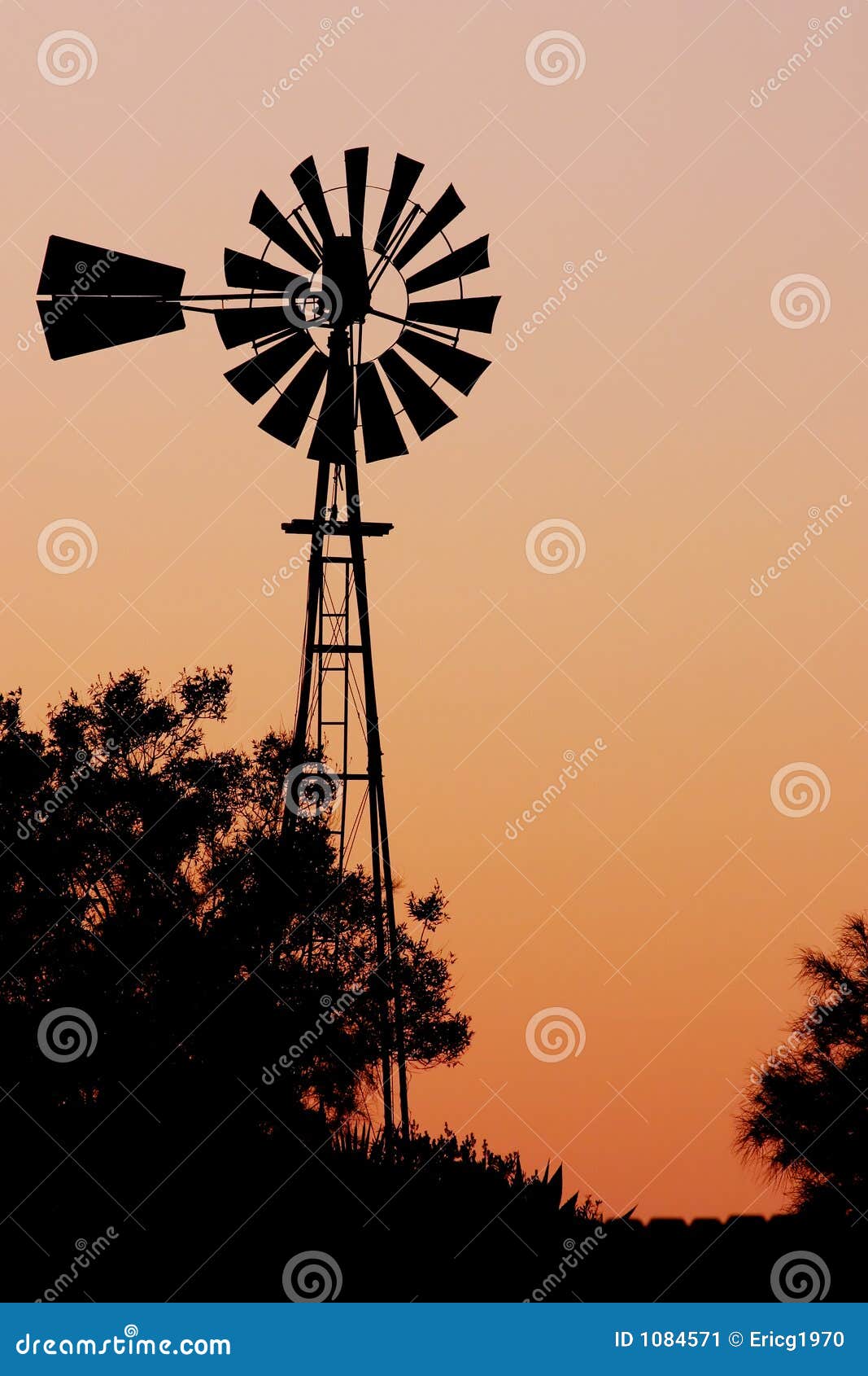 farm windmill