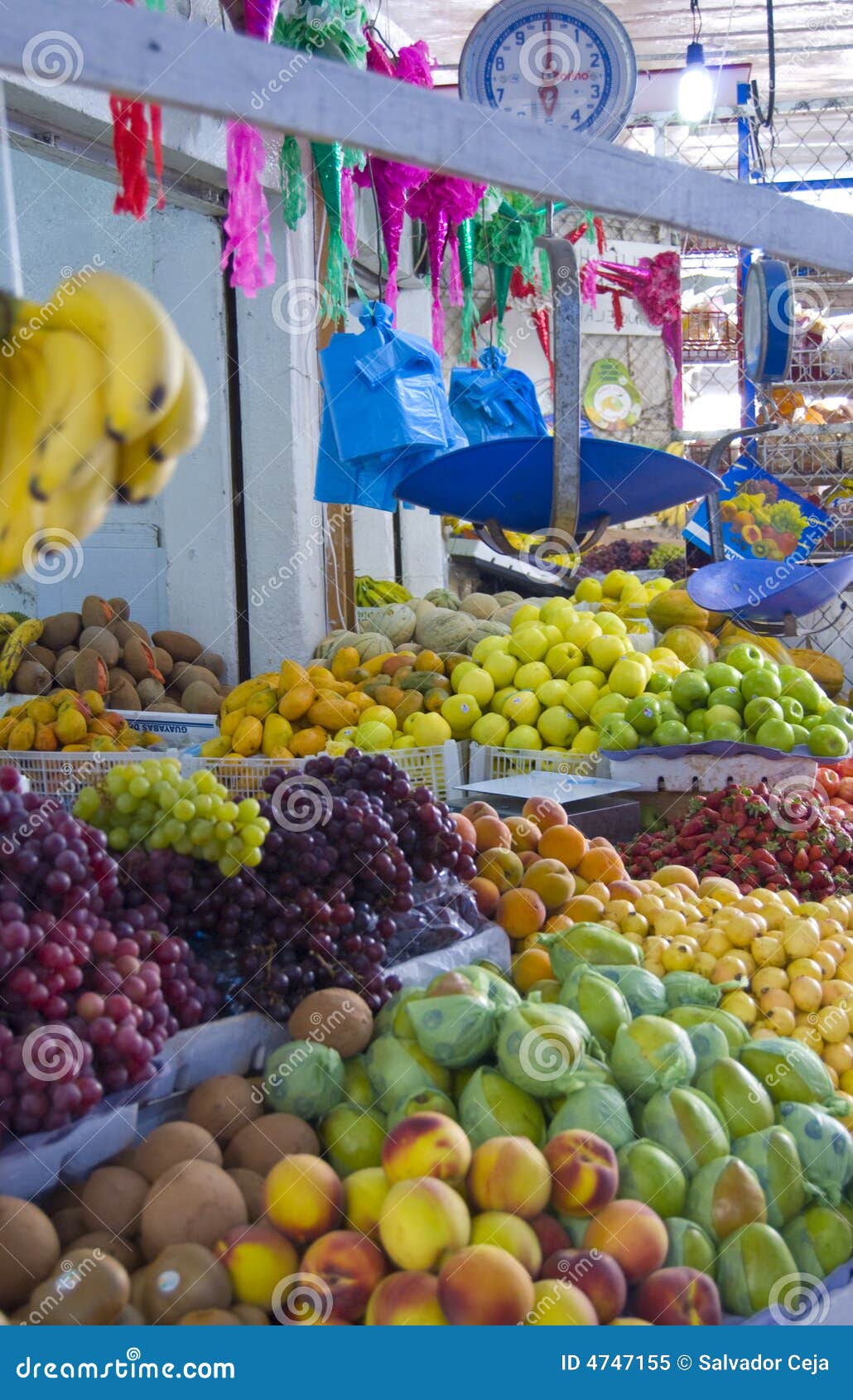 Farmers Market stock image. Image of farmer, kiwi, peach 4747155