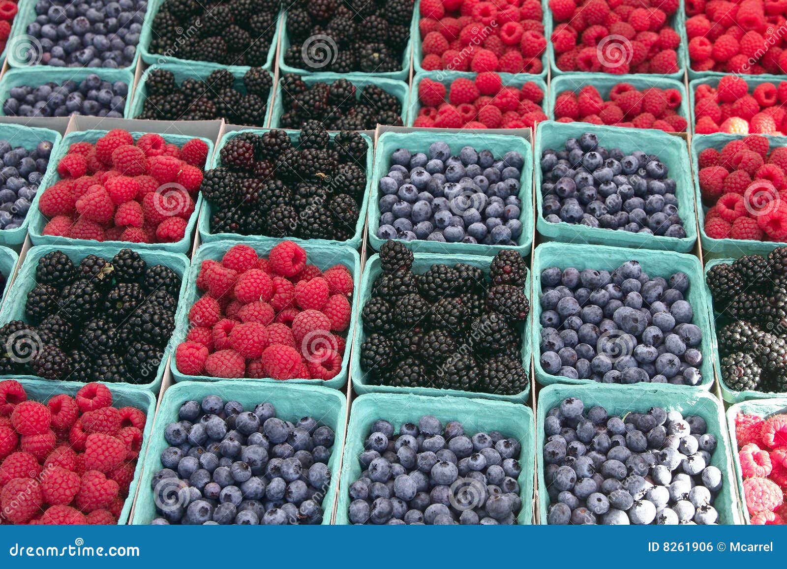 farmers' market berries