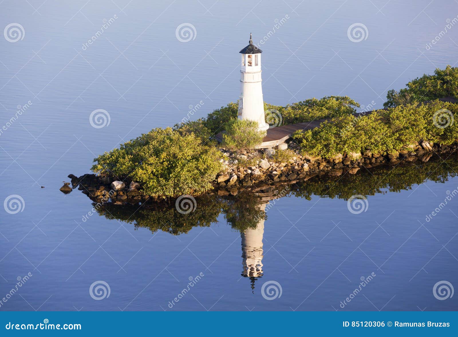 Faro de la ciudad de Tampa foto de archivo. Imagen de florida 85120306