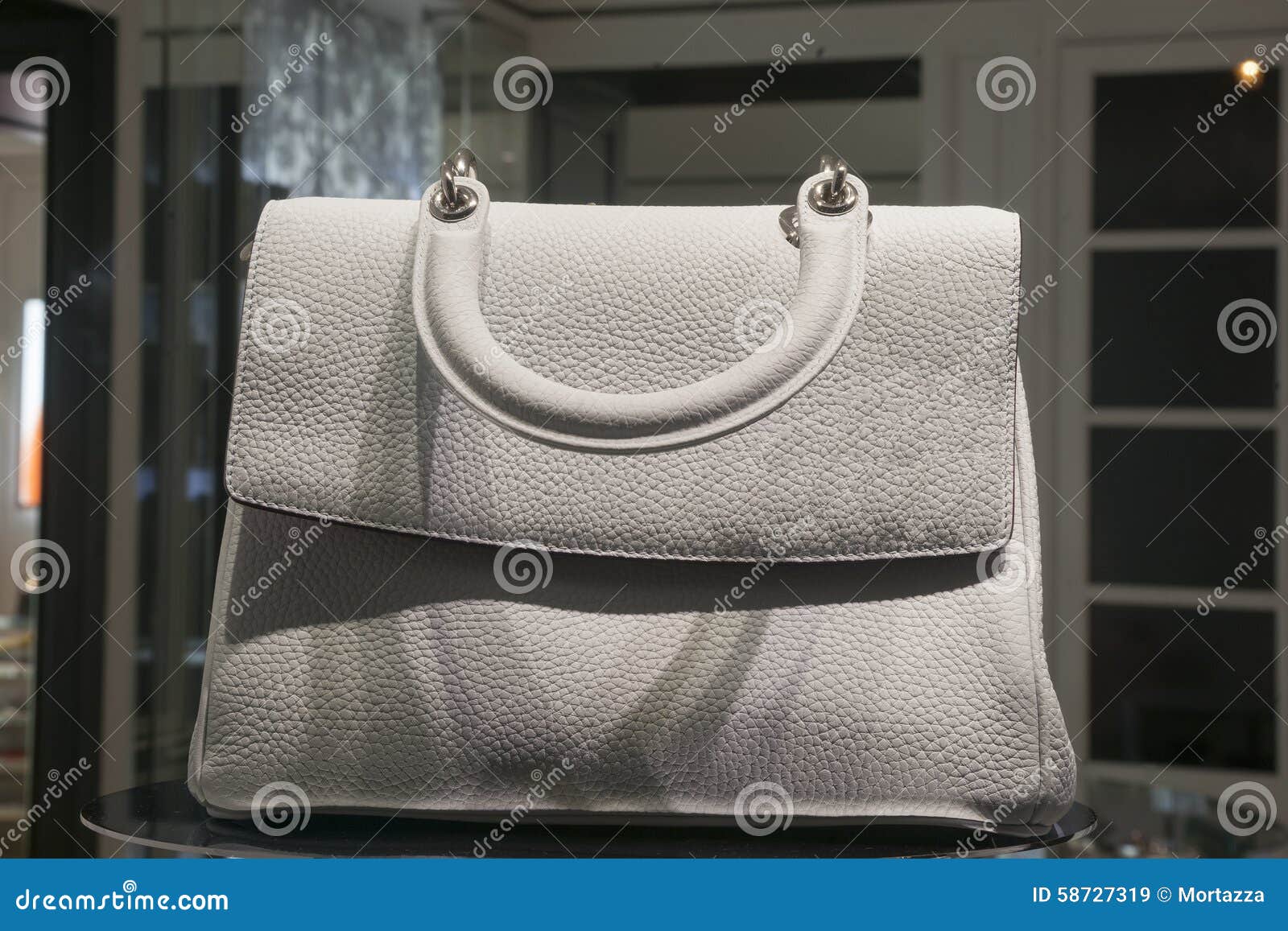 Fashiom bag stock image. Image of reflection, handle - 58727319