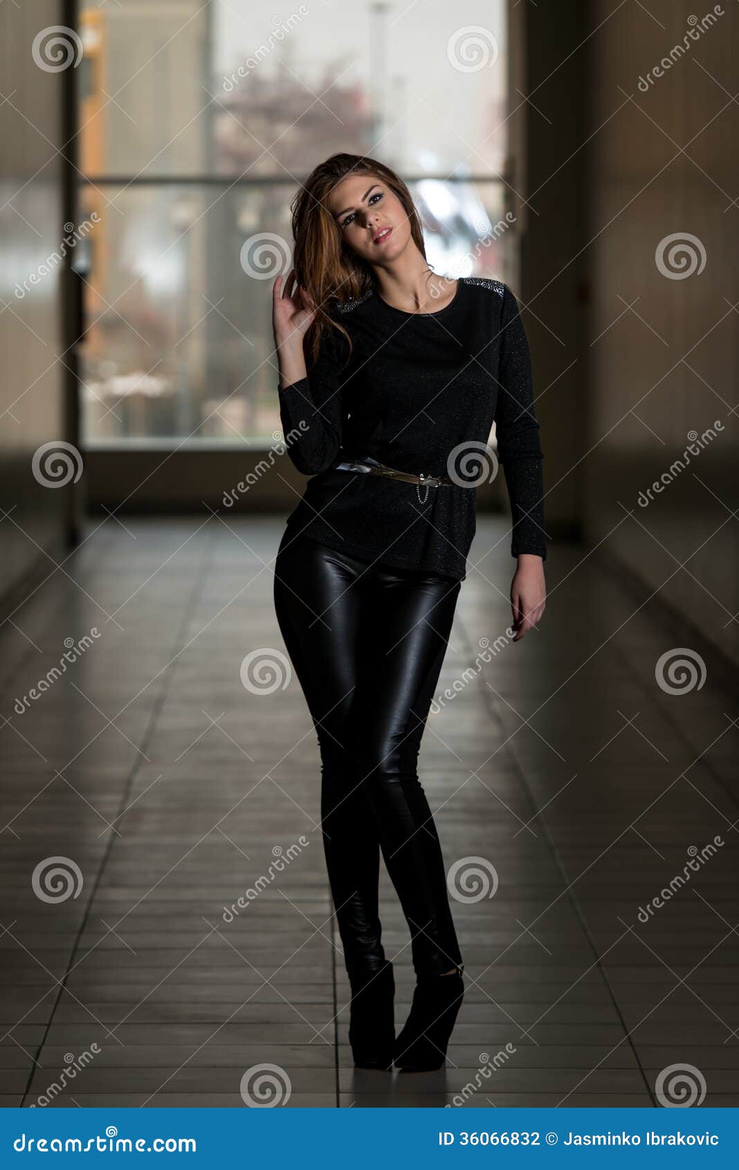 Fashion Girl Wearing Leather Pants and Long Sleeve Stock Photo - Image ...
