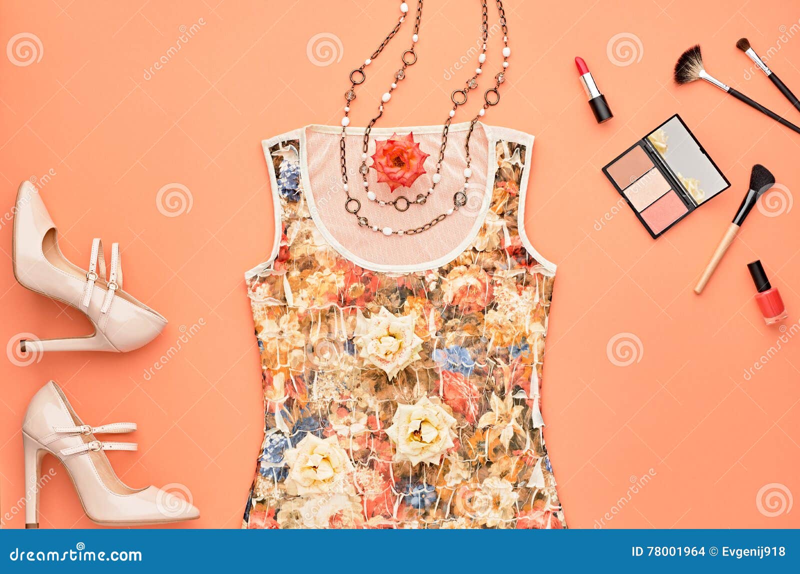 Fashion Glamor Stylish Set. Essentials Cosmetic. Stock Photo - Image of ...