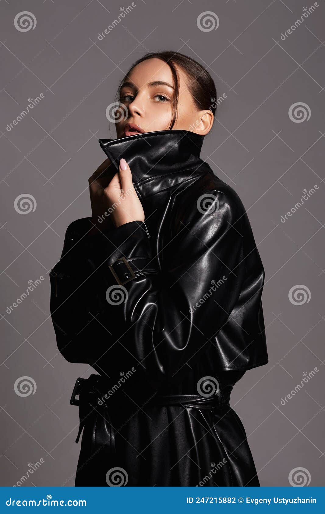 Beautiful Woman in Leather Trench Coat. Beauty Passion Brunette Girl ...