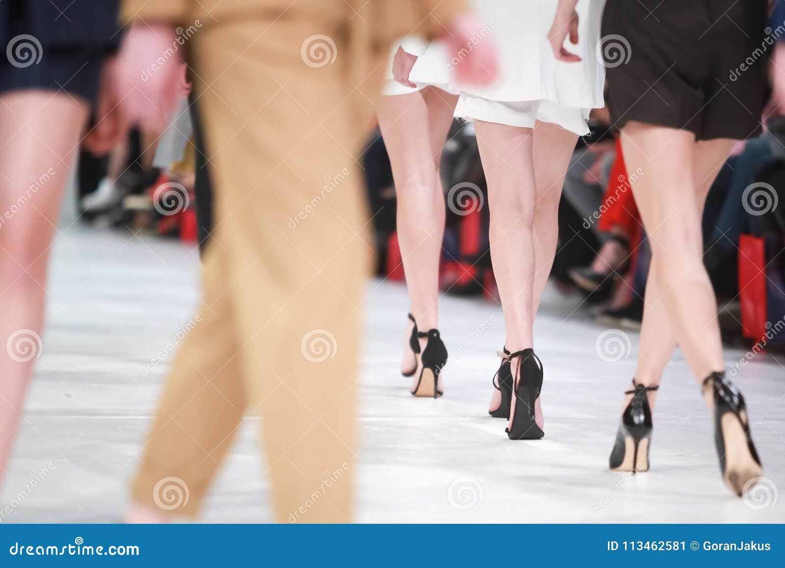 High heels fashion show clearance