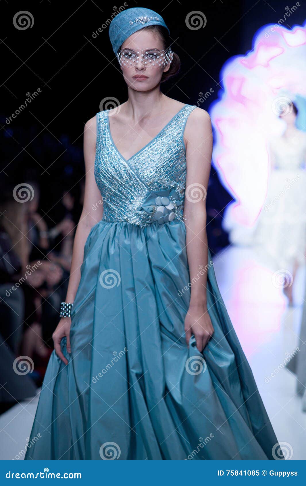 Fashion Show. Woman on Podium. Editorial Image - Image of dress, looks ...