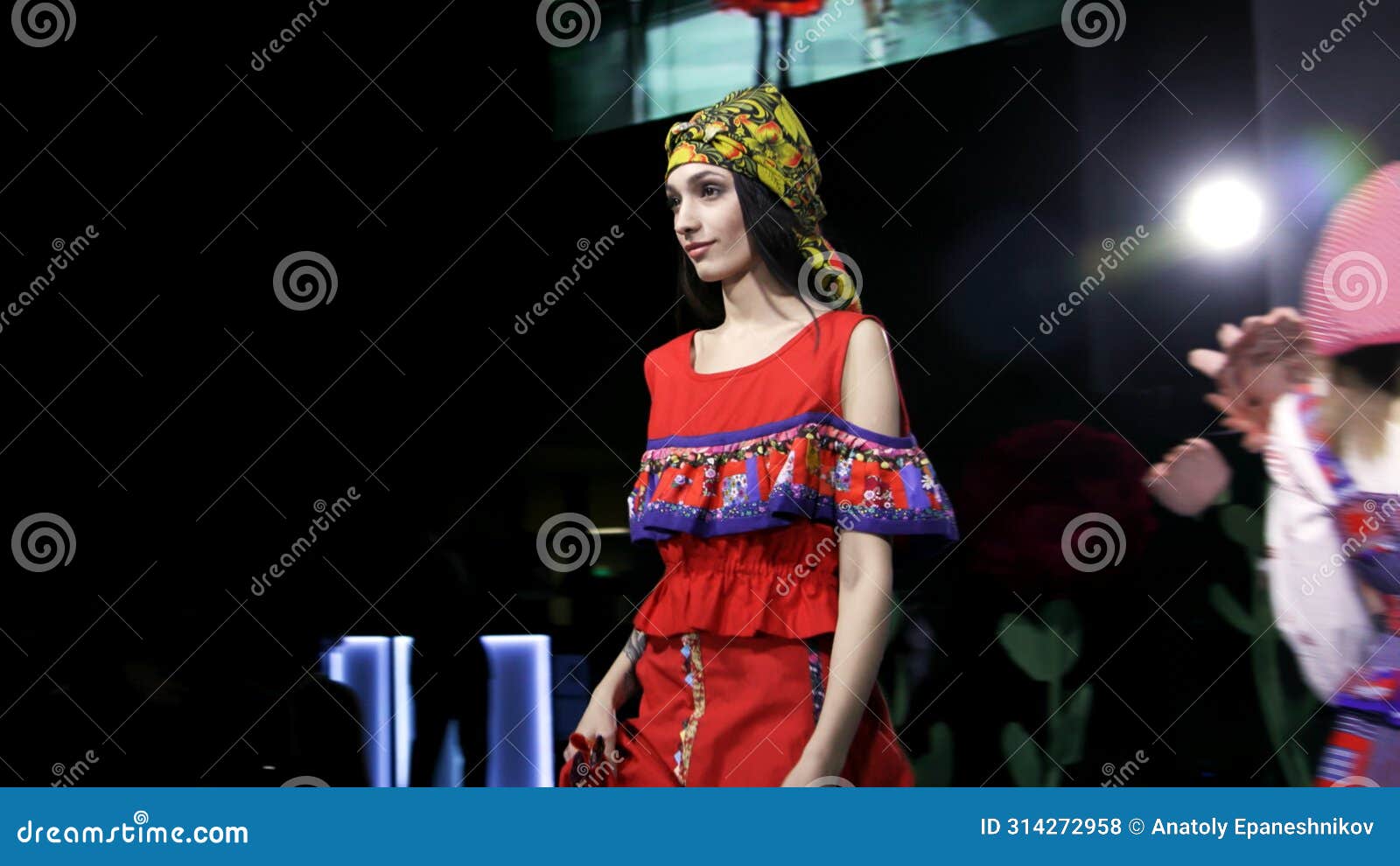 defile attractive ethnic girl on catwalk tradition show closeup fashion vogue 4k