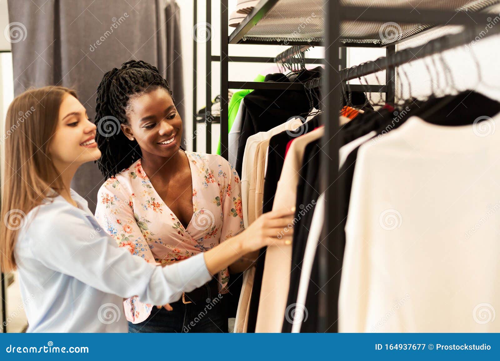 Personal shopper stylist, Personal shopper, Personal shopping