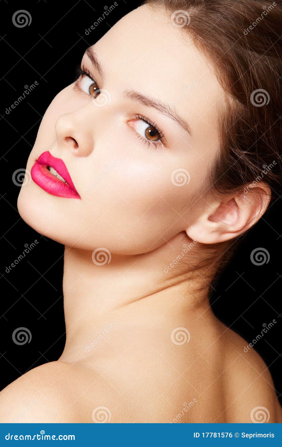 fashion woman model with bright matte lips make-up