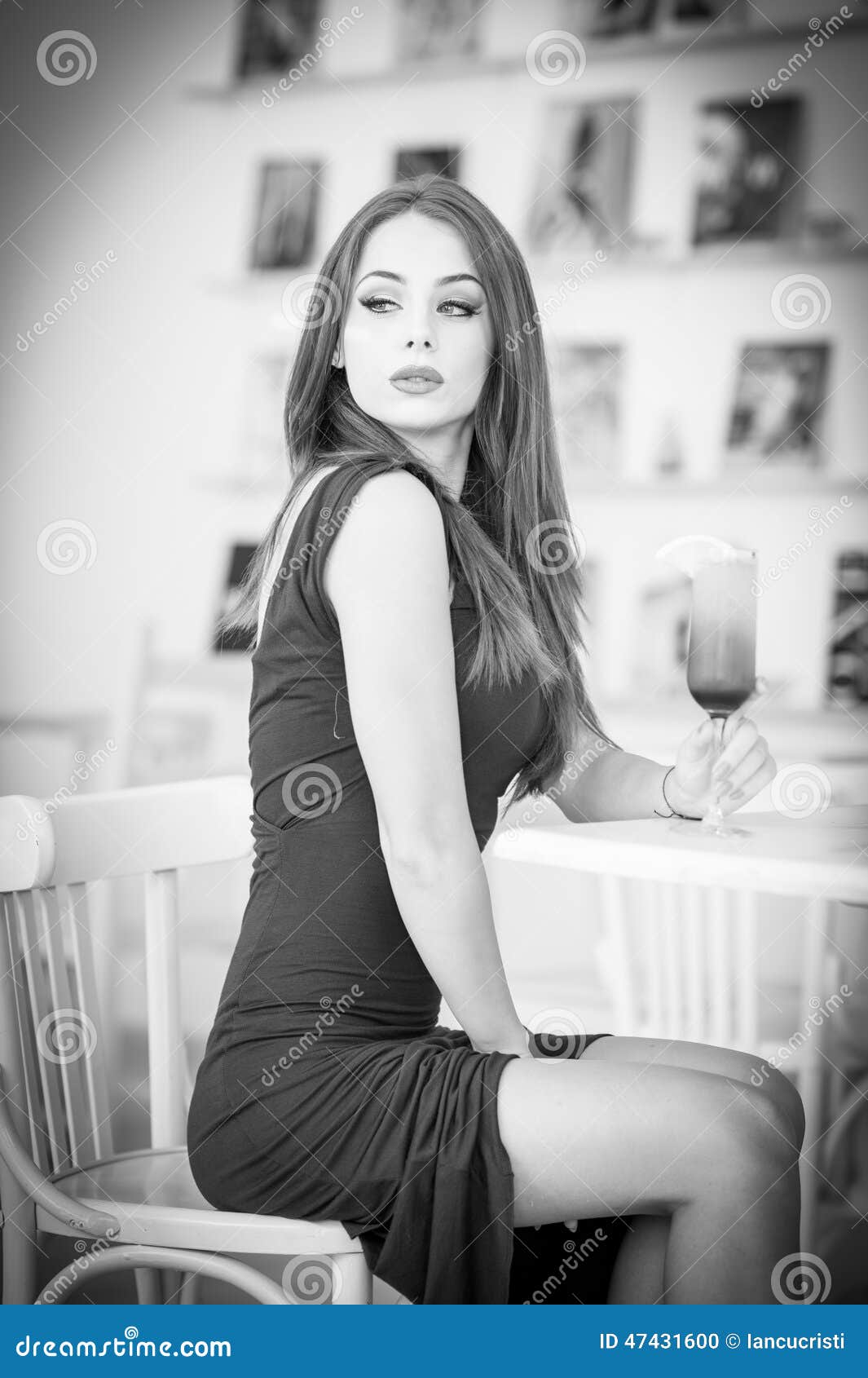 Indoor Portrait Young Beautiful Fashionable Business Stock Photo 571600324  | Shutterstock