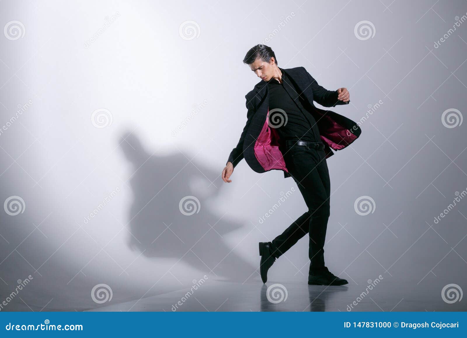 8,759 Man Poses Suit Stock Photos - Free & Royalty-Free Stock Photos from  Dreamstime