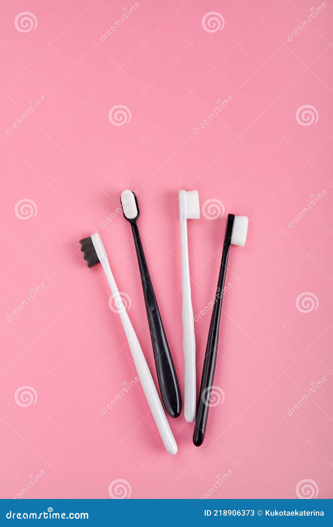 Fashionable Toothbrush with Soft Bristles. Popular Toothbrushes ...
