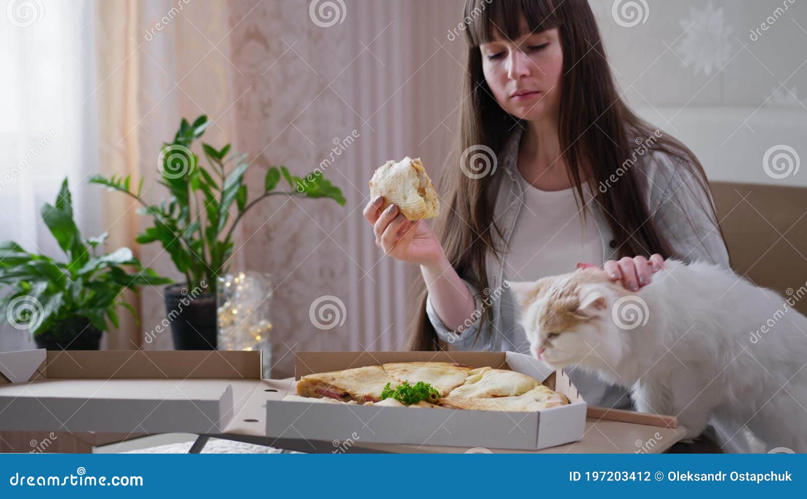 Woman Eating Girl Pussy