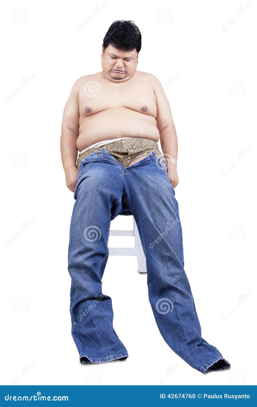 fat man in jeans