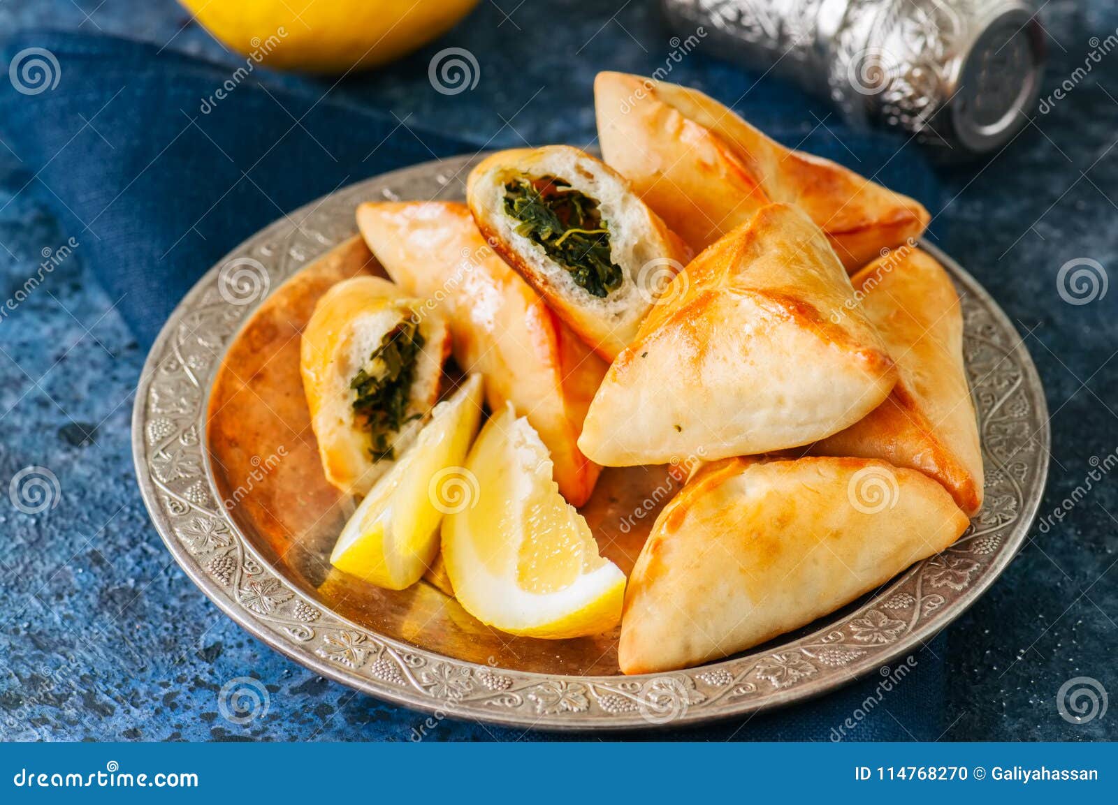 fatayer sabanekh - traditional arabic spinach triangle hand pies