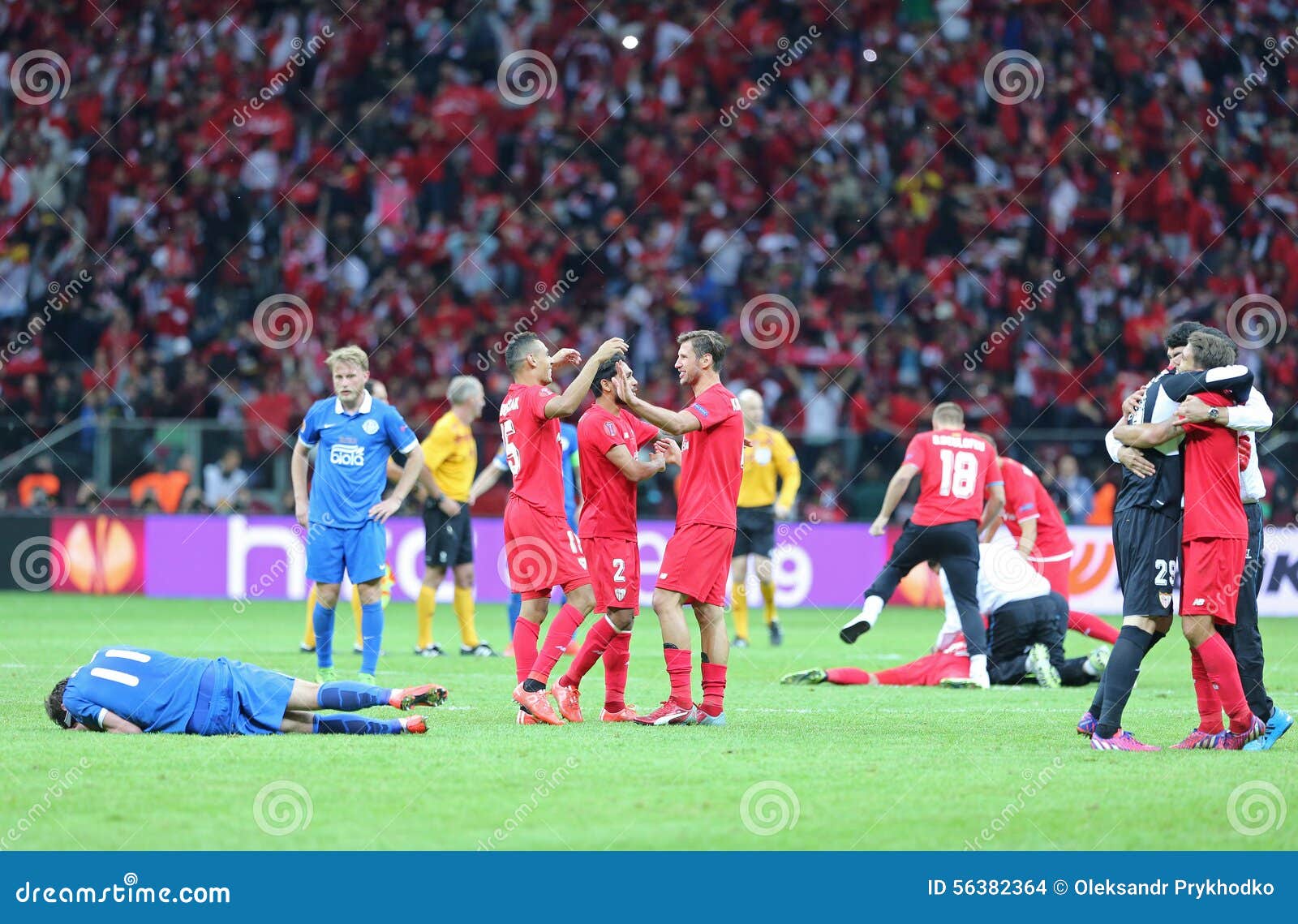 FC Sevilla Players React After Winning UEFA Europa League Final